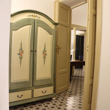 Charme In Centro - Tourist Rental 阿格里真托 外观 照片