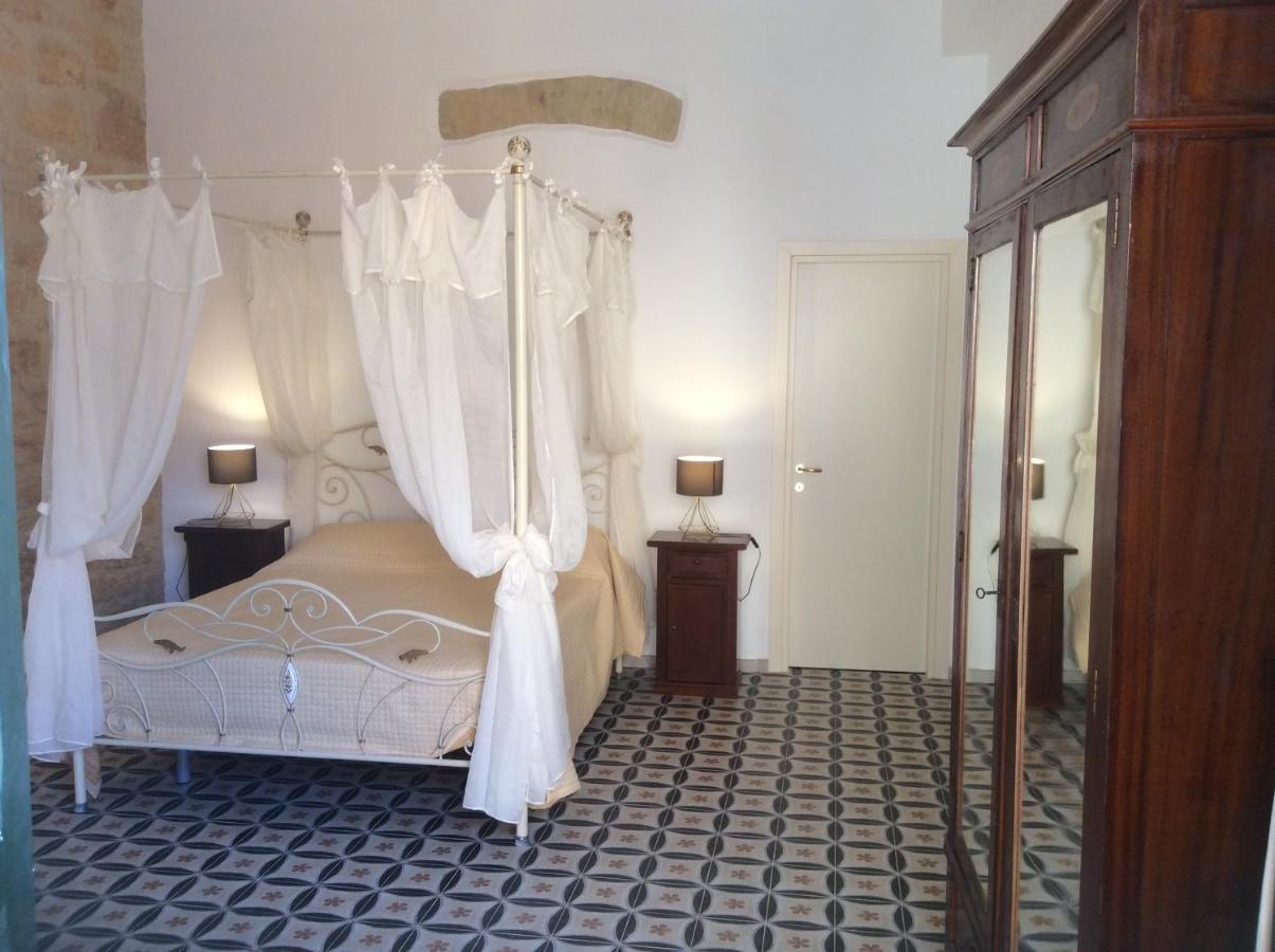 Charme In Centro - Tourist Rental 阿格里真托 外观 照片
